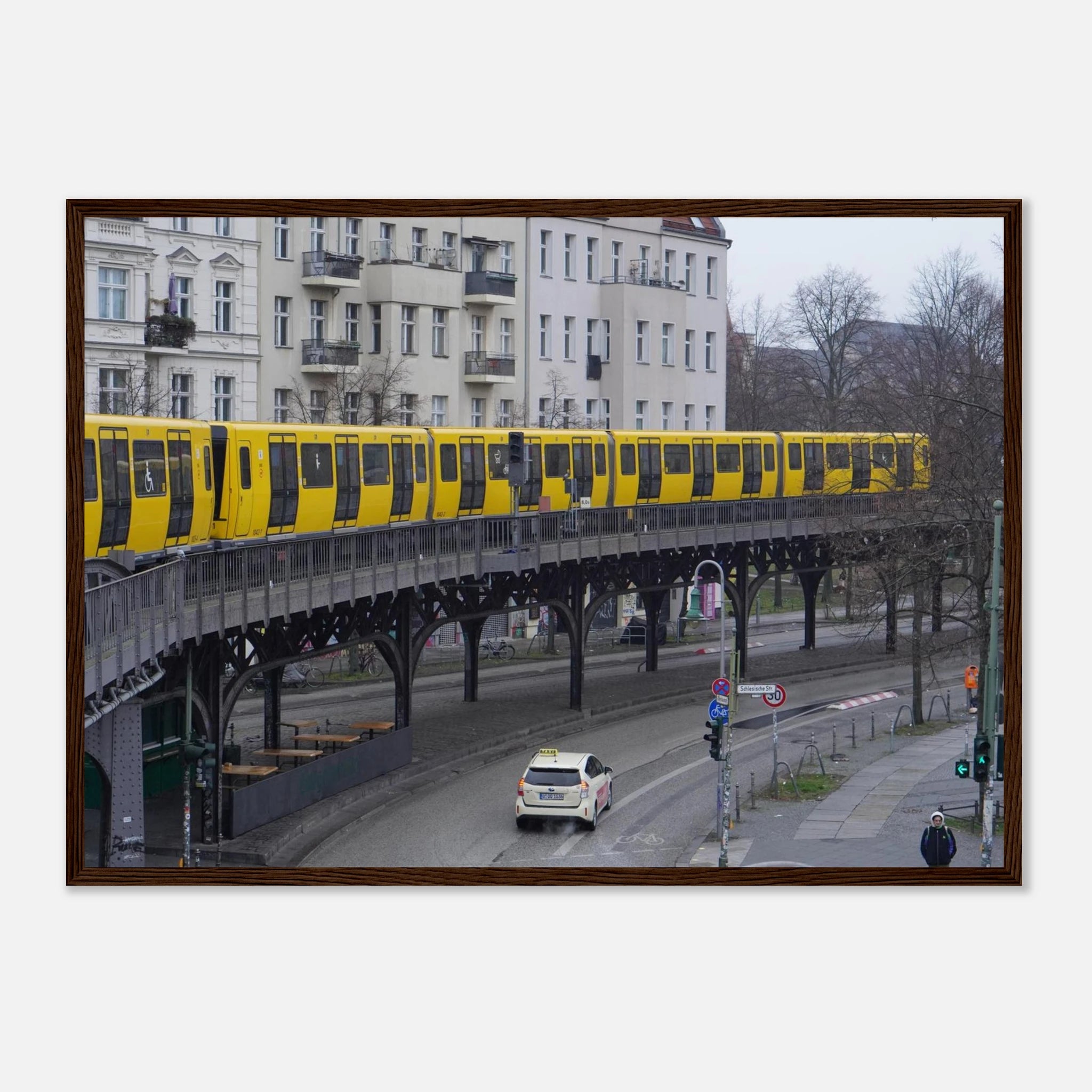 21bb5b62-d0b3-4f61-a764-f8d9fc9158fd