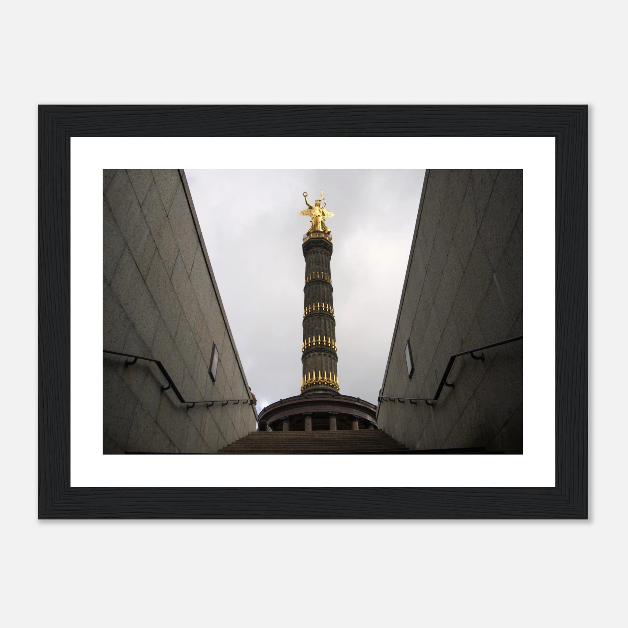 f0056d2c-175c-43b3-8dc5-9e9409c98dff